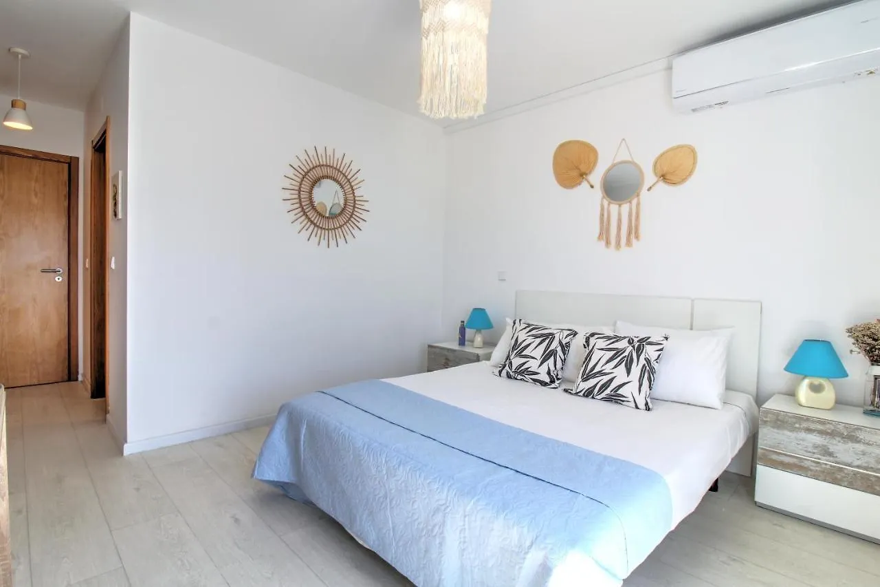 Apartamento Center Location, Ac, Swimming Pool, And Parking Olhão
