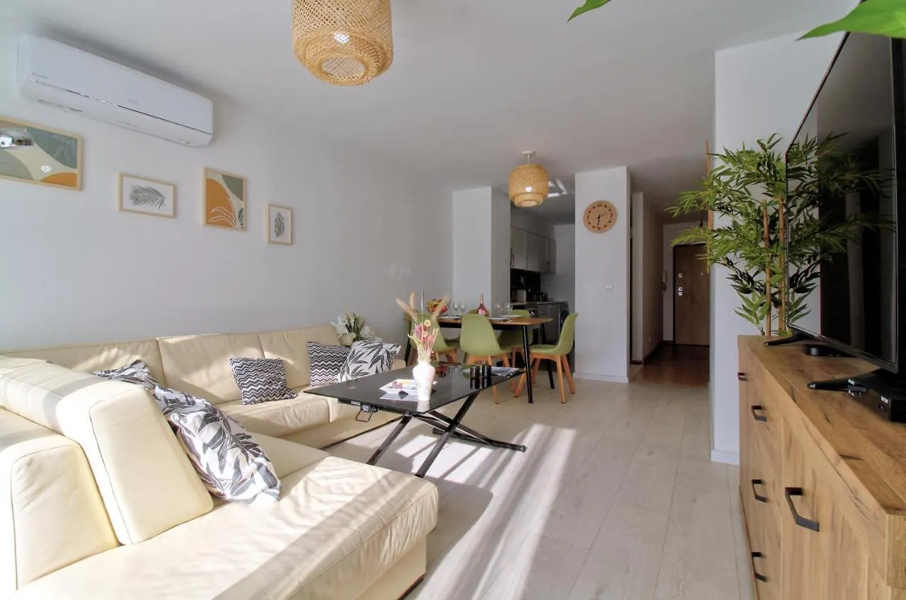 Apartamento Center Location, Ac, Swimming Pool, And Parking Olhão